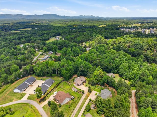 125 C And S Drive, Greer, SC 29651