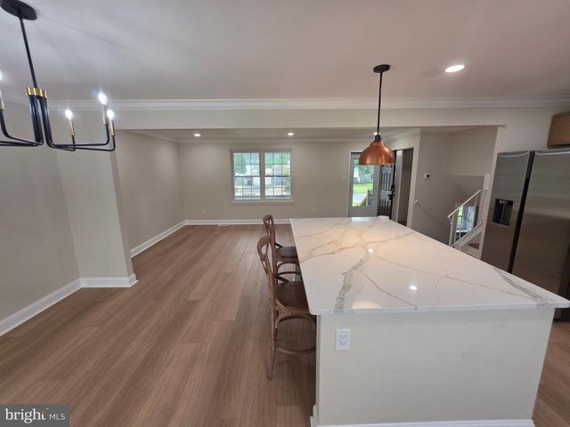 53 MARY ELLEN LN, Sicklerville, NJ 08081
