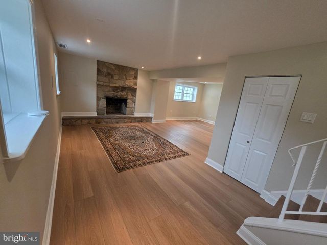 53 MARY ELLEN LN, Sicklerville, NJ 08081