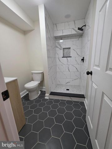 53 MARY ELLEN LN, Sicklerville, NJ 08081