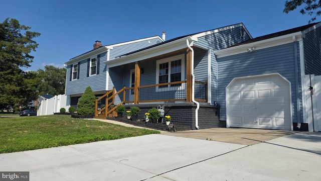 53 MARY ELLEN LN, Sicklerville, NJ 08081