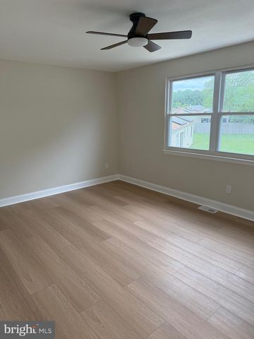 53 MARY ELLEN LN, Sicklerville, NJ 08081