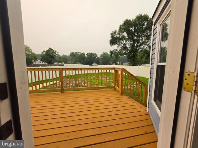 53 MARY ELLEN LN, Sicklerville, NJ 08081