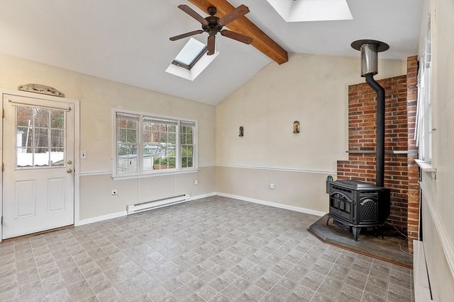 927 Main St, Acton, MA 01720