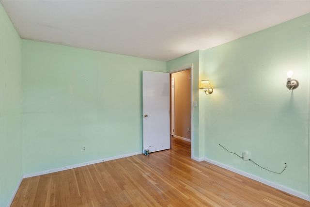 927 Main St, Acton, MA 01720