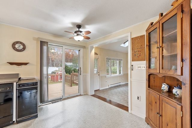 927 Main St, Acton, MA 01720