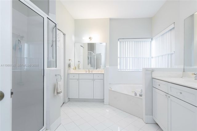 10773 NW 73 Ter, Doral, FL 33178