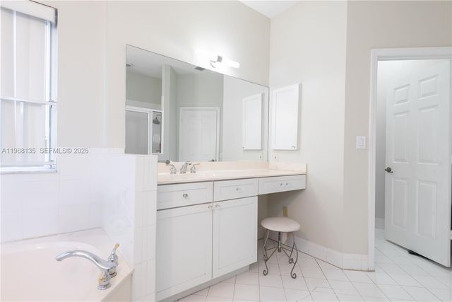 10773 NW 73 Ter, Doral, FL 33178