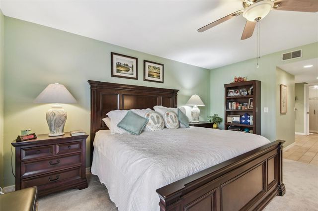 301 MARINER DRIVE 301, Tarpon Springs, FL 34689