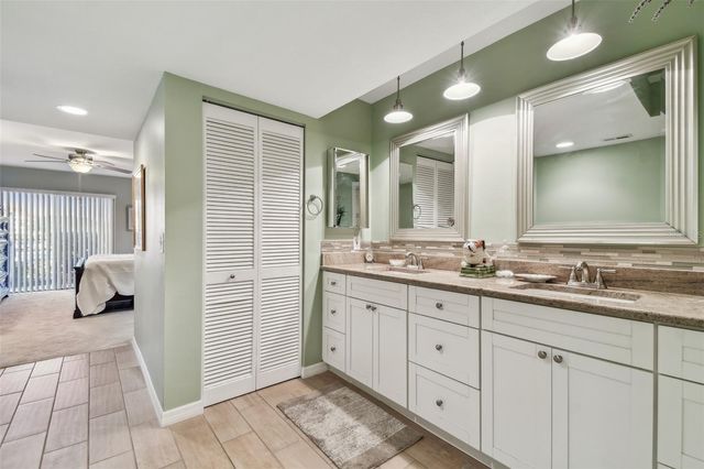 301 MARINER DRIVE 301, Tarpon Springs, FL 34689