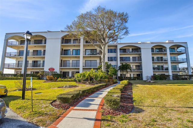 301 MARINER DRIVE 301, Tarpon Springs, FL 34689