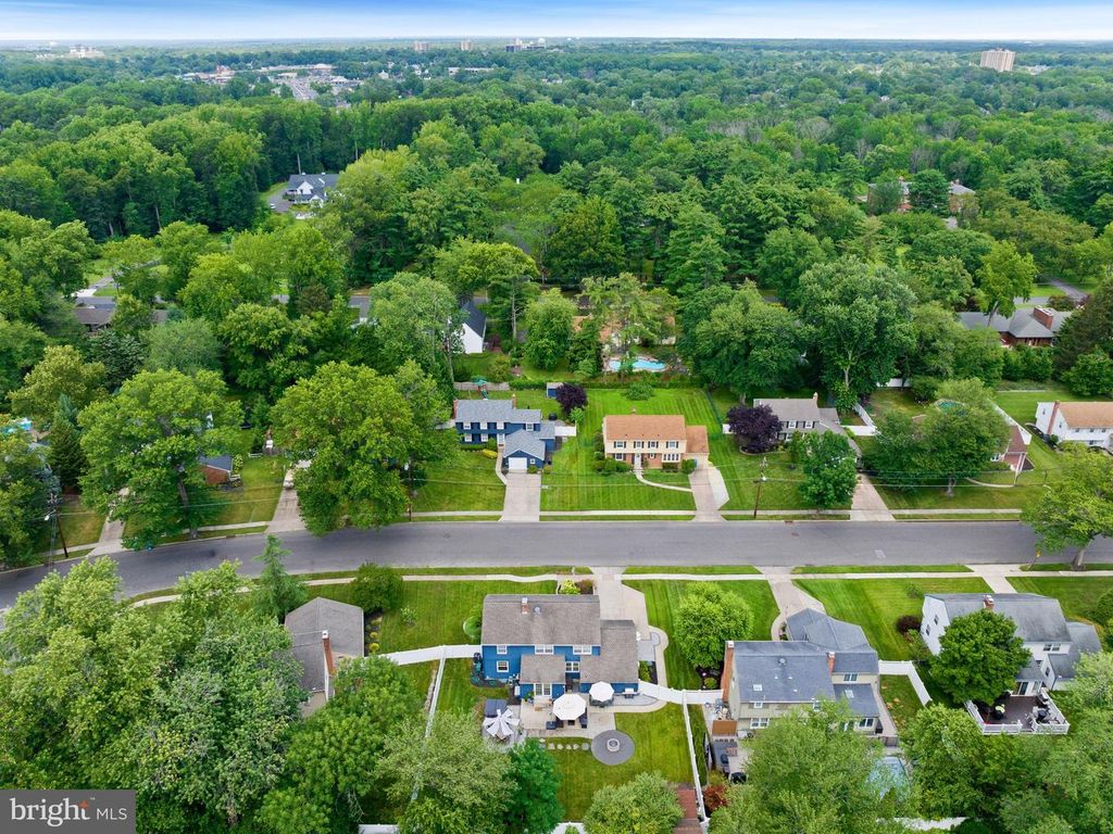 109 PEARL CROFT RD, Cherry Hill, NJ 08034