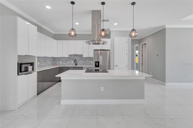 319 WATER SHORE DRIVE, Leesburg, FL 34748