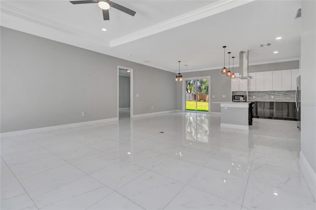 319 WATER SHORE DRIVE, Leesburg, FL 34748