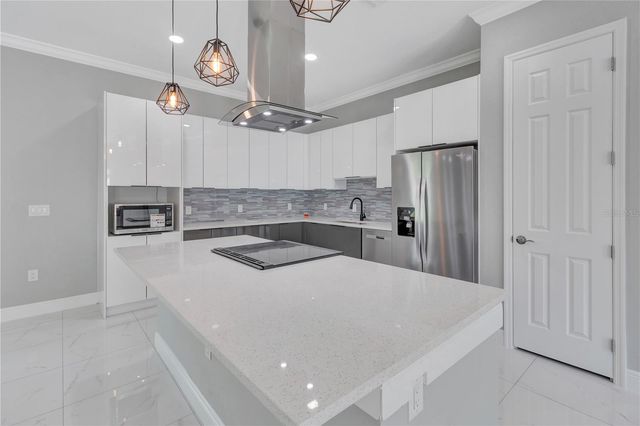 319 WATER SHORE DRIVE, Leesburg, FL 34748