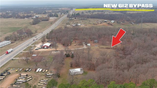 Henri De Tonti Boulevard, Tontitown, AR 72762