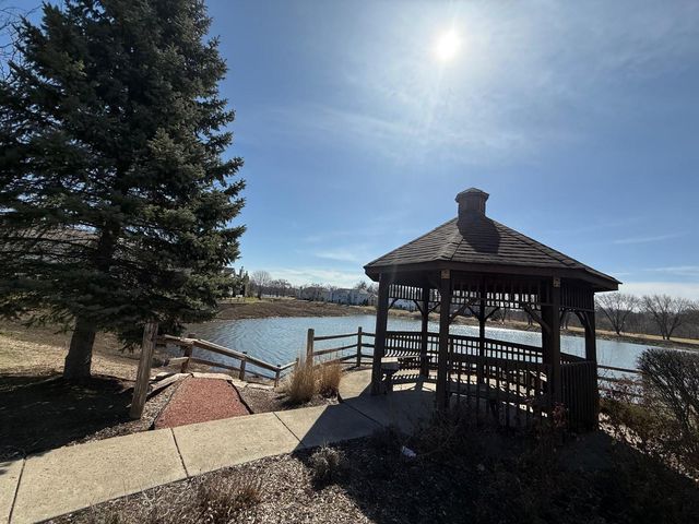 601 Blue Springs Drive 289, Fox Lake, IL 60020