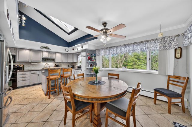 6 Pine Hill Road, Monroe, NY 10950