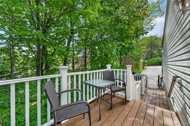 6 Pine Hill Road, Monroe, NY 10950