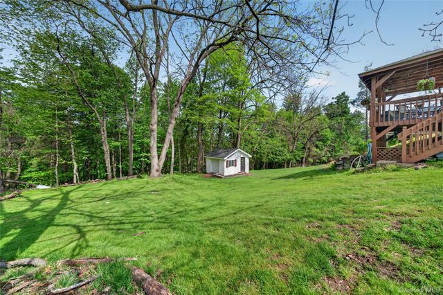 6 Pine Hill Road, Monroe, NY 10950