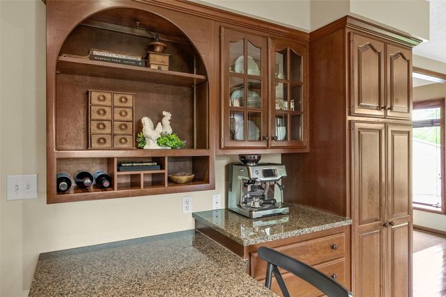 425 Northhaven Drive, Robins, IA 52328