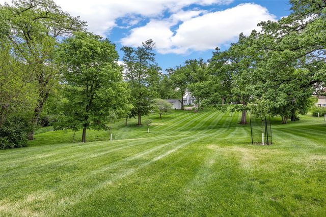 425 Northhaven Drive, Robins, IA 52328