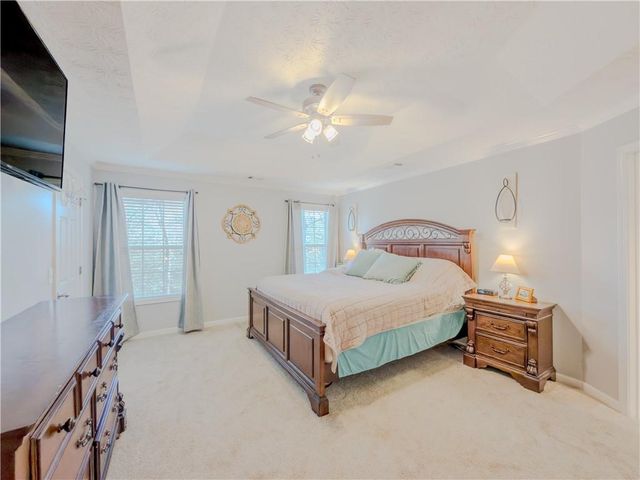 3100 Oak Ridge Lane, Loganville, GA 30052
