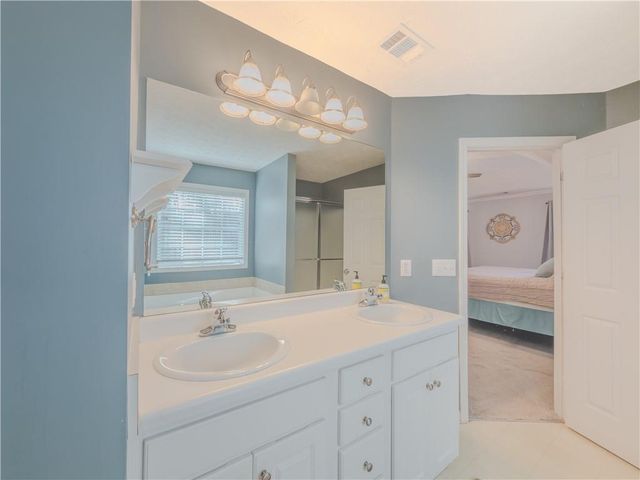 3100 Oak Ridge Lane, Loganville, GA 30052