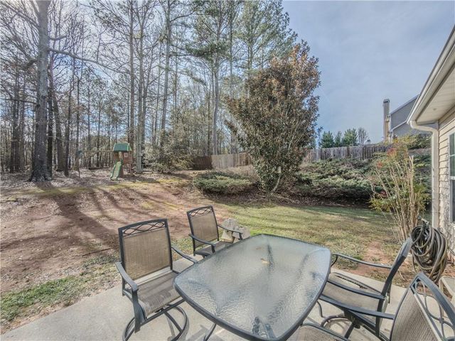 3100 Oak Ridge Lane, Loganville, GA 30052