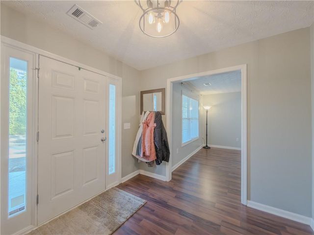 3100 Oak Ridge Lane, Loganville, GA 30052