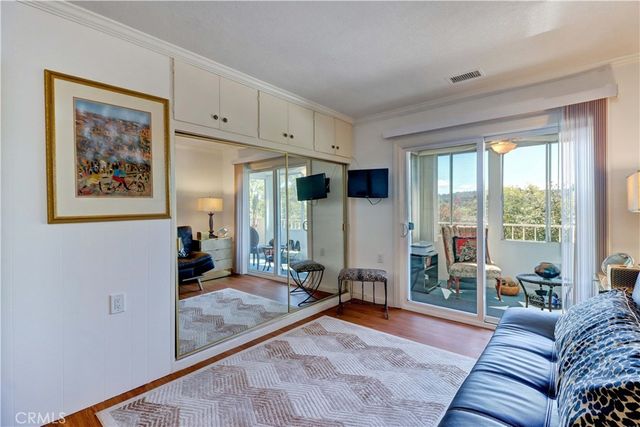 898 Ronda Sevilla N, Laguna Woods, CA 92637