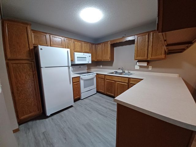 5311 72nd Circle N, Brooklyn Center, MN 55429