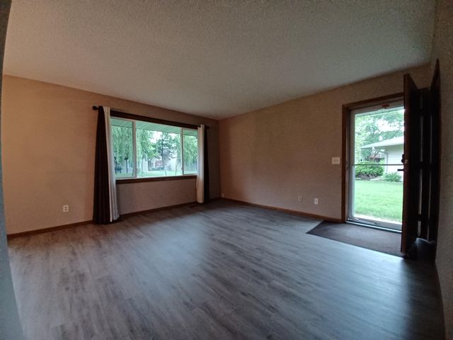 5311 72nd Circle N, Brooklyn Center, MN 55429
