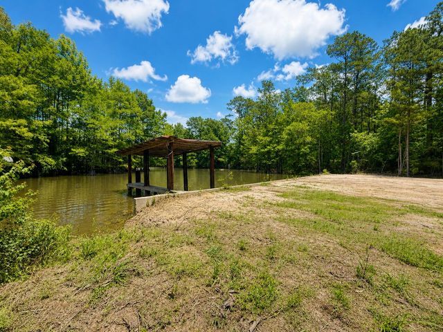 359 Brown Ritter, Leesville, LA 71446