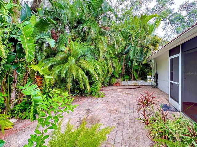 5804 GARDEN LAKES FERN, Bradenton, FL 34203