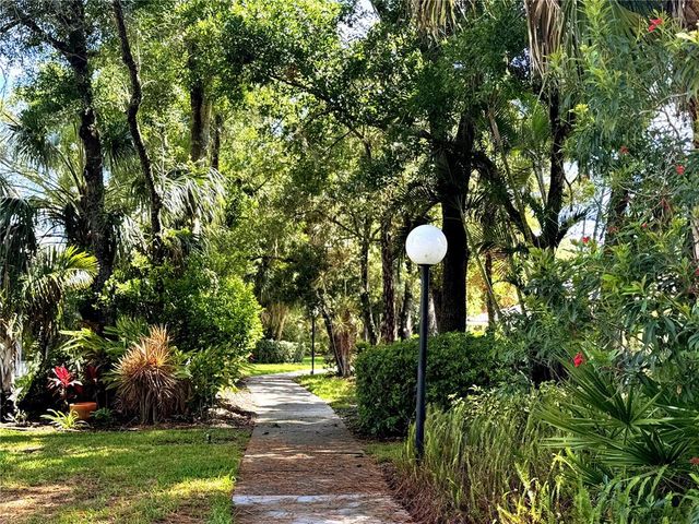 5804 GARDEN LAKES FERN, Bradenton, FL 34203
