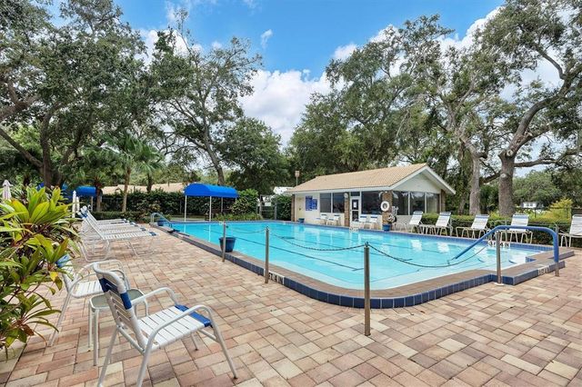 5804 GARDEN LAKES FERN, Bradenton, FL 34203