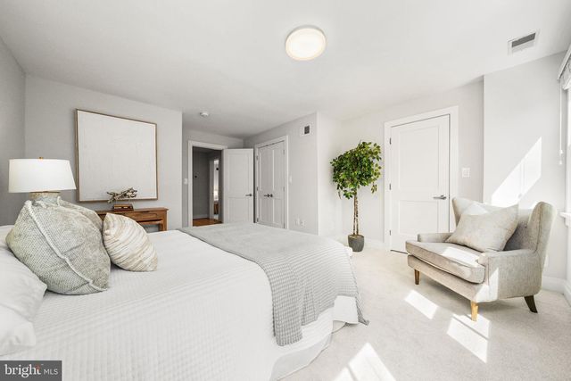 906 N COLUMBUS ST, Alexandria, VA 22314