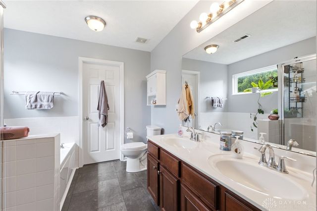 316 Sackett Drive, Monroe, OH 45050