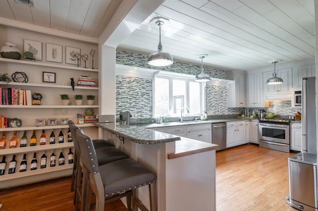 5 Ashland Street, Nashua, NH 03064