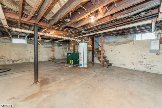 25 Orchard Sq, Caldwell Boro Twp., NJ 07006
