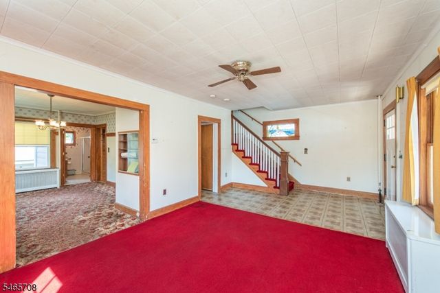 25 Orchard Sq, Caldwell Boro Twp., NJ 07006