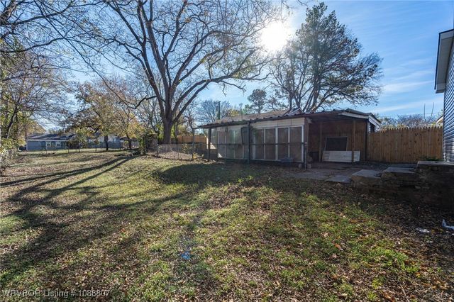 1501 S 12th Street, Fort Smith, AR 72901