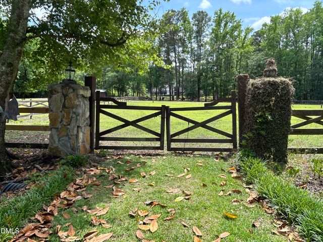 768 Bethesda Church Road, Fairmont, NC 28340