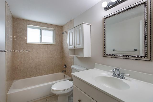 8101 Camino Real C401, Miami, FL 33143