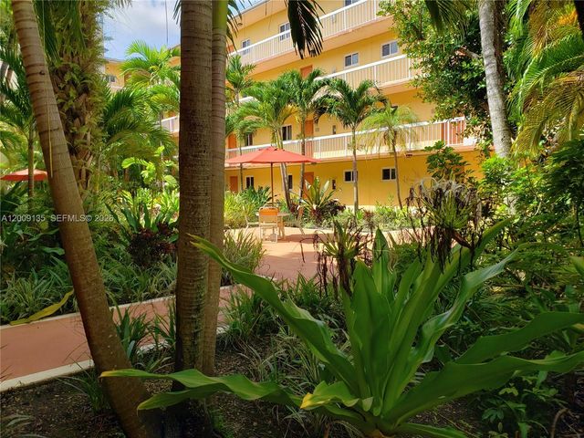 8101 Camino Real C401, Miami, FL 33143