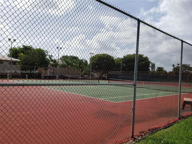 8101 Camino Real C401, Miami, FL 33143