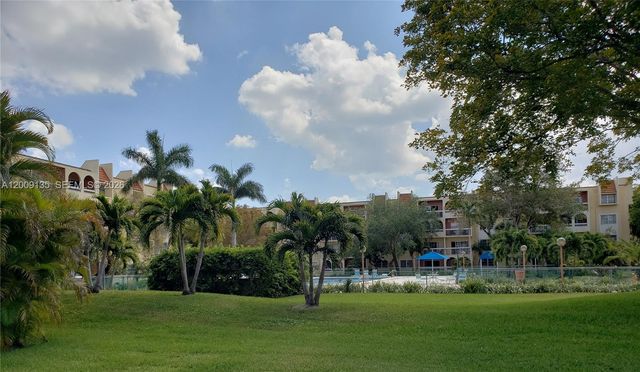 8101 Camino Real C401, Miami, FL 33143