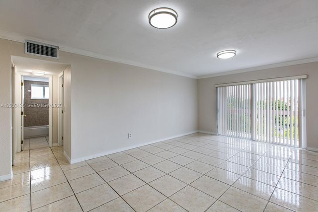 8101 Camino Real C401, Miami, FL 33143