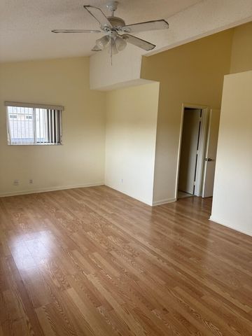 65 Maplecrest Circle, Jupiter, FL 33458